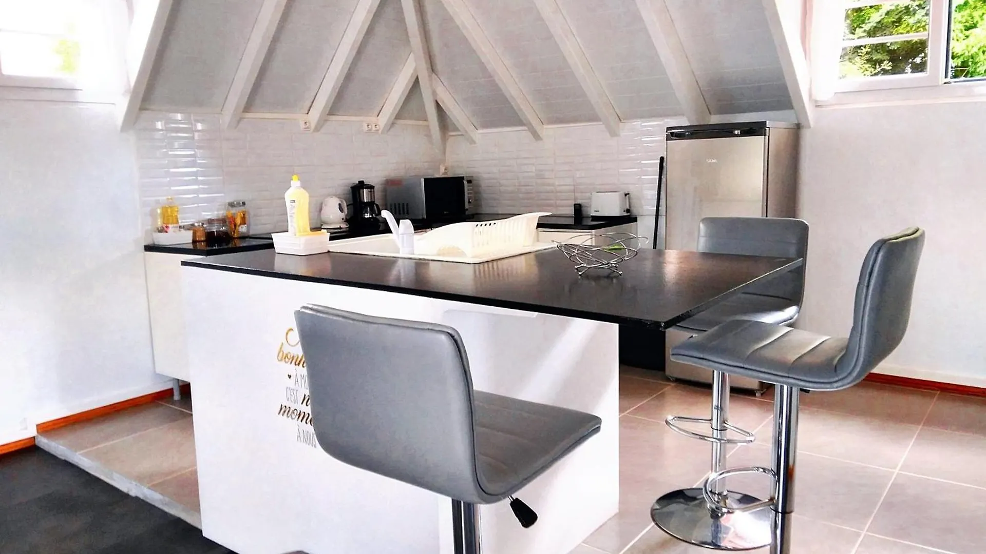 Studio Lumineux Avec Vue Sur La Mer A Baillif - 45 M² + Terrasse 0*,  Guadeloupe